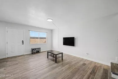 4244 S 46th Place, Phoenix, AZ 85040 - Photo 2