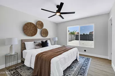 10901 W Sells Drive, Phoenix, AZ 85037 - Photo 14