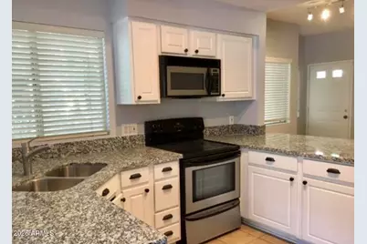 101 N 7th Street #117, Phoenix, AZ 85034 - Photo 2