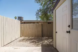 7802 E Heatherbrae Ave, Scottsdale, AZ 85251 - Photo 22