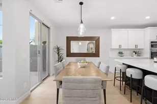 3984 E Robin Ln, Phoenix, AZ 85050 - Photo 12