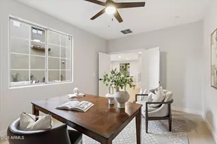 3984 E Robin Ln, Phoenix, AZ 85050 - Photo 16