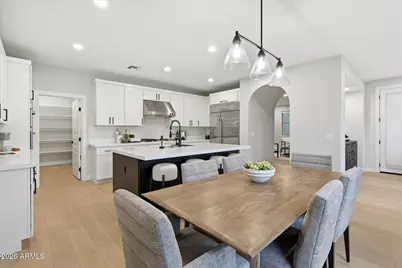 3984 E Robin Lane, Phoenix, AZ 85050 - Photo 10