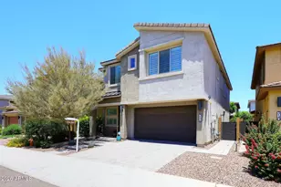 3136 E Tina Dr, Phoenix, AZ 85050 - Photo 4
