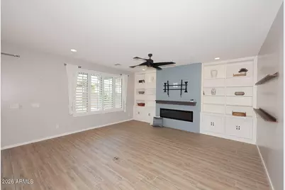 3136 E Tina Drive, Phoenix, AZ 85050 - Photo 10