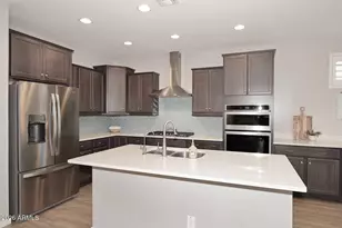 3136 E Tina Dr, Phoenix, AZ 85050 - Photo 6