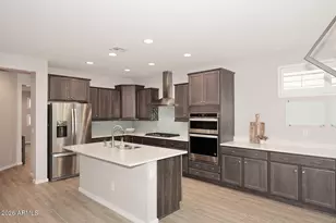 3136 E Tina Dr, Phoenix, AZ 85050 - Photo 8