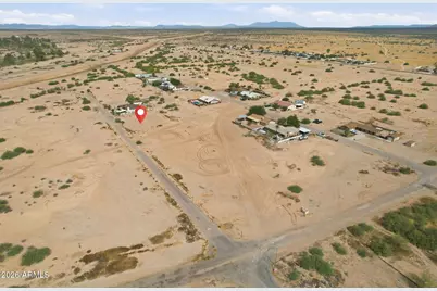 25020 W Bonita Street, Casa Grande, AZ 85193 - Photo 4