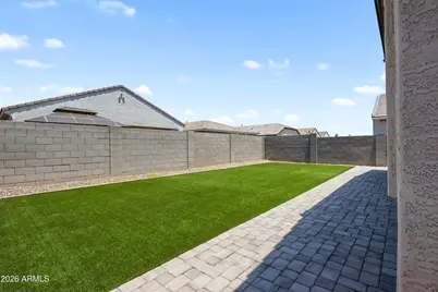 18570 W Desert Hollow Drive, Wittmann, AZ 85361 - Photo 20