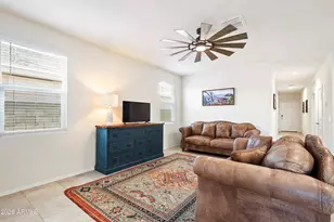 18570 W Desert Holw Dr, Wittmann, AZ 85361 - Photo 8