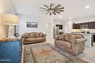 18570 W Desert Holw Dr, Wittmann, AZ 85361 - Photo 6