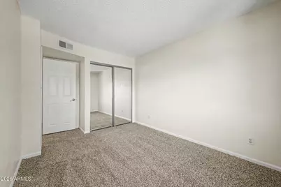 13824 N 41st Lane, Phoenix, AZ 85053 - Photo 22