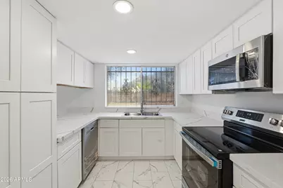 4427 W Dahlia Drive, Glendale, AZ 85304 - Photo 4