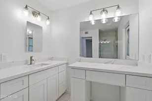 4427 W Dahlia Dr, Glendale, AZ 85304 - Photo 6