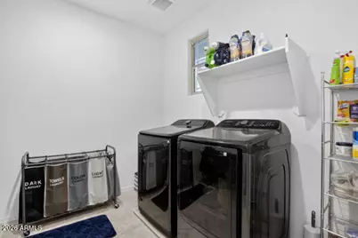 8804 W Vermont Avenue, Glendale, AZ 85305 - Photo 20
