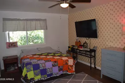 2320 W Waltann Lane, Phoenix, AZ 85023 - Photo 8