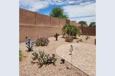 18418 W Getty Drive, Goodyear, AZ 85338 - Photo 8