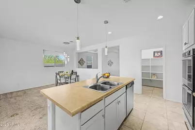 17926 W Jessie Lane, Surprise, AZ 85387 - Photo 10