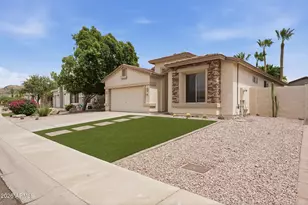 1724 W Deer Creek Rd, Phoenix, AZ 85045 - Photo 4