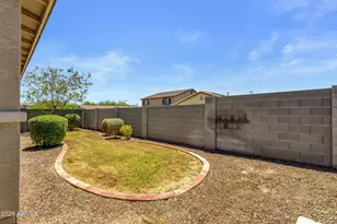 21171 W Holly St, Buckeye, AZ 85396 - Photo 42