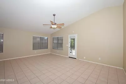 10221 W Daley Lane, Peoria, AZ 85383 - Photo 10