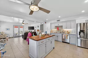 17801 N 43rd Way, Phoenix, AZ 85032 - Photo 16