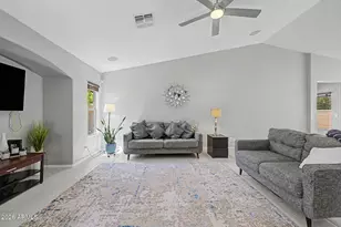 45036 W Alamendras St, Maricopa, AZ 85139 - Photo 10