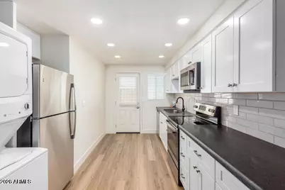 6043 W Laurie Lane #Apt 4, Glendale, AZ 85302 - Photo 14
