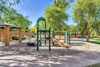 20729 N 37th Way, Phoenix, AZ 85050 - Photo 36