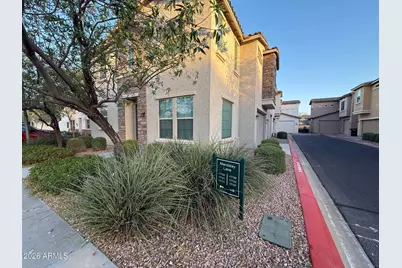 17717 W Mandalay Lane, Surprise, AZ 85388 - Photo 4