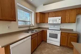 9587 W Seldon Ln, Peoria, AZ 85345 - Photo 24