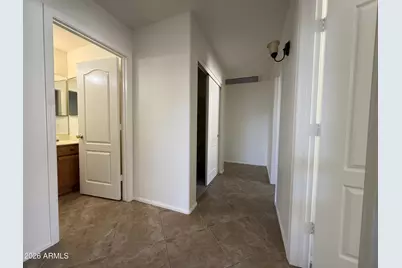 9587 W Seldon Lane, Peoria, AZ 85345 - Photo 32