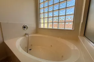 9587 W Seldon Ln, Peoria, AZ 85345 - Photo 30