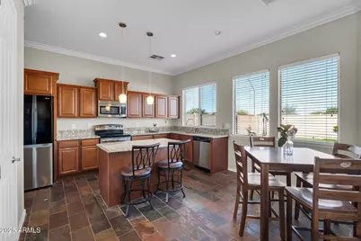 18438 W Lavender Lane, Goodyear, AZ 85338 - Photo 12