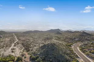 18438 W Lavender Ln, Goodyear, AZ 85338 - Photo 60