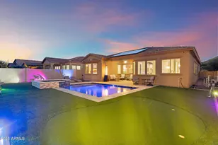 18438 W Lavender Ln, Goodyear, AZ 85338 - Photo 2