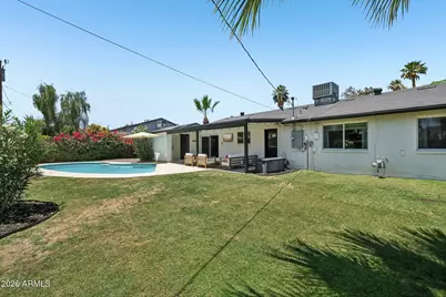 3927 E Desert Cove Avenue, Phoenix, AZ 85028 - Photo 18