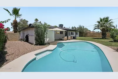 3927 E Desert Cove Avenue, Phoenix, AZ 85028 - Photo 16