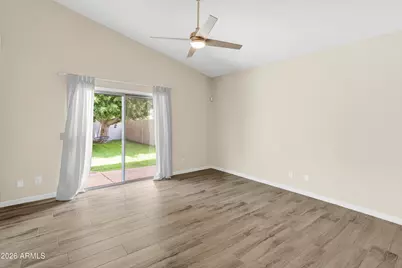 4330 N 32nd Place, Phoenix, AZ 85018 - Photo 16