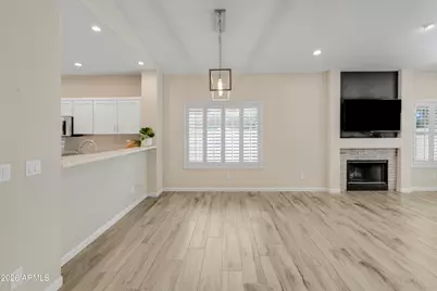4330 N 32nd Place, Phoenix, AZ 85018 - Photo 8