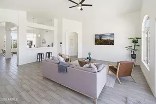 2842 E Rockwood Dr, Phoenix, AZ 85050 - Photo 12