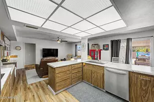 13015 W Whispering Oaks Dr, Sun City West, AZ 85375 - Photo 14
