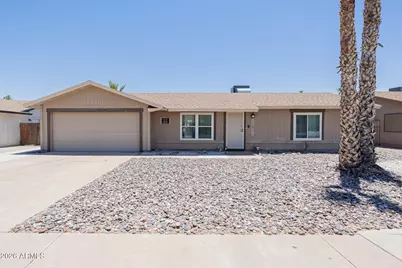 11211 S Bannock Street, Phoenix, AZ 85044 - Photo 2