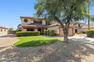 15559 W Crocus Dr, Surprise, AZ 85379 - Photo 2