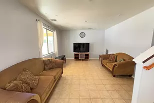 962 E Saddleback Pl, San Tan Valley, AZ 85143 - Photo 14