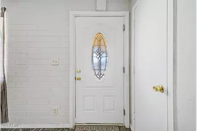 737 S Elm --, Mesa, AZ 85202 - Photo 6