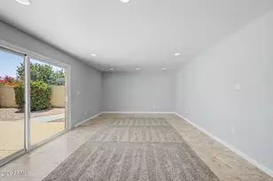 4305 E Equestrian Trail, Phoenix, AZ 85044 - Photo 10