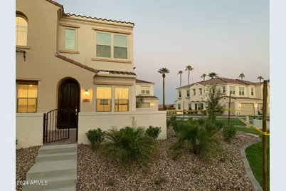 4077 S Sabrina Drive #47, Chandler, AZ 85248 - Photo 2