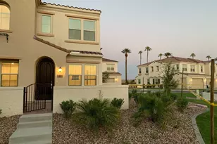 4077 S Sabrina Dr, Chandler, AZ 85248 - Photo 2