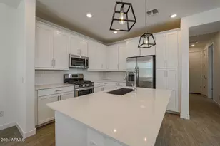 4077 S Sabrina Dr, Chandler, AZ 85248 - Photo 8